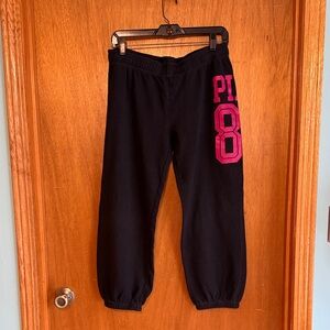 Victoria's Secret PINK Black Joggers Capri Length sz M